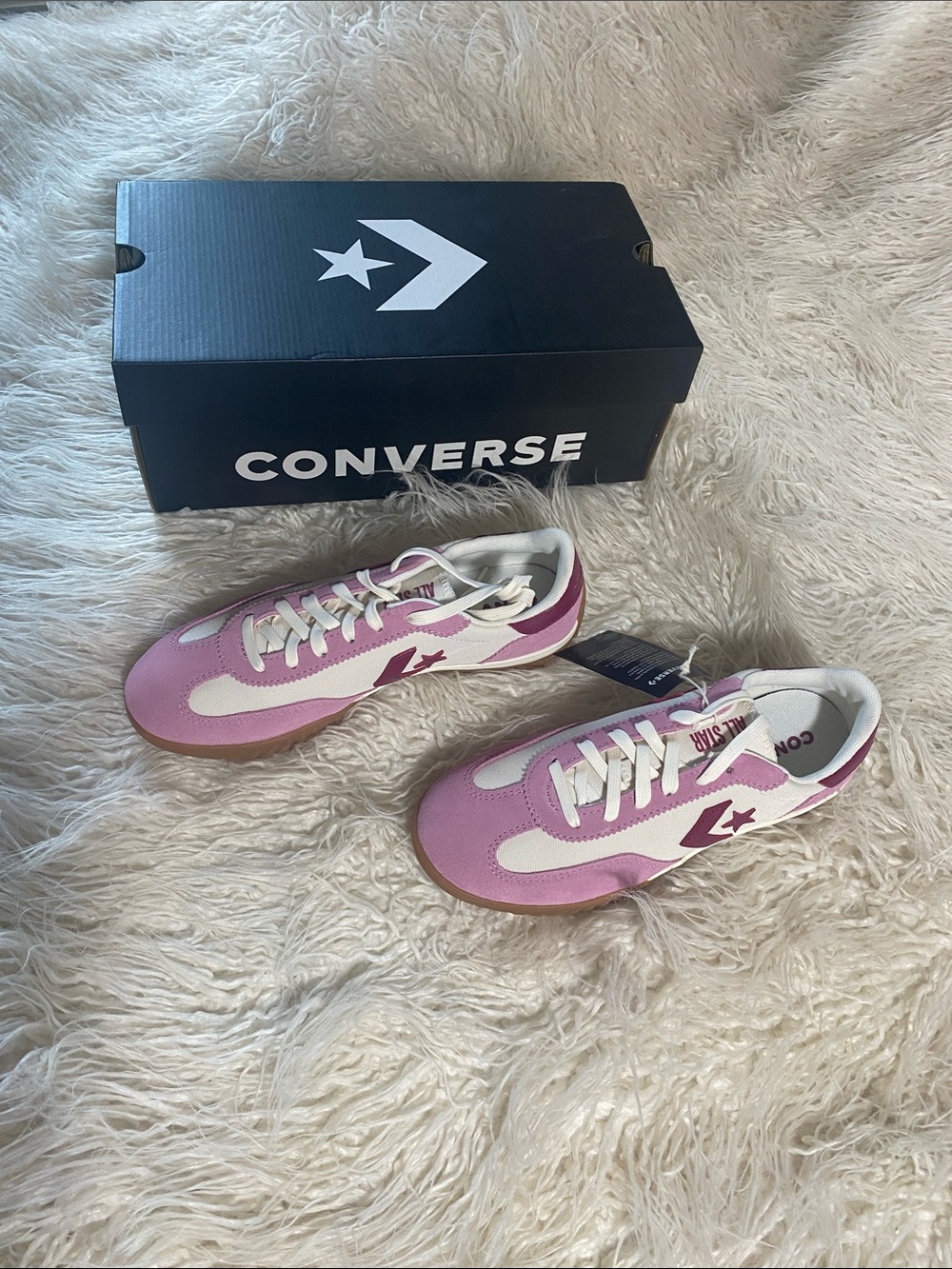 ⭐️ NWT ⭐️ Converse Run Star Trainers, Size Men’s 7, Women’s 8.5